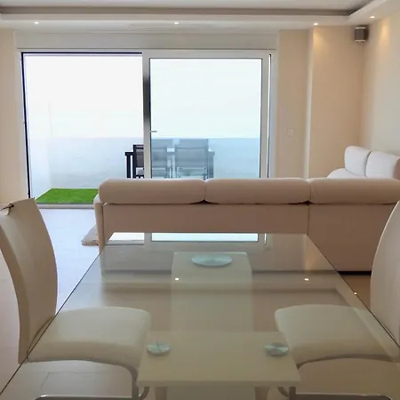 Apartment Luxurious In The Heart Of Puerto Banus Marbella